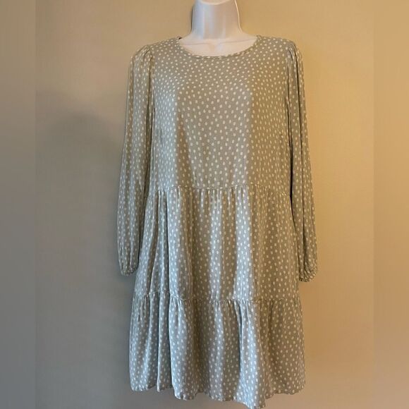 Abercrombie & Fitch Tiered Mini Baby Doll Style Dress Size Medium - Picture 3 of 13